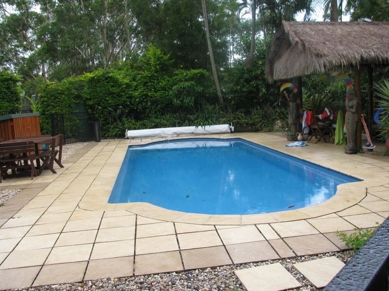 18 Towalbyn Place, Uralba NSW 2477