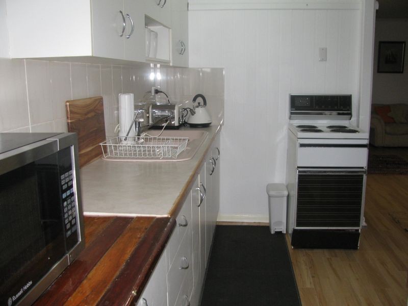 18 Towalbyn Place, Uralba NSW 2477