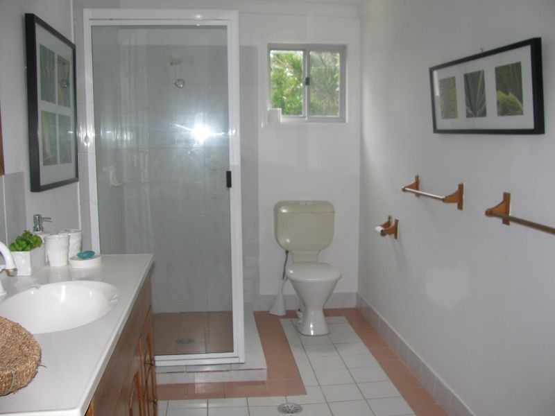 18 Towalbyn Place, Uralba NSW 2477