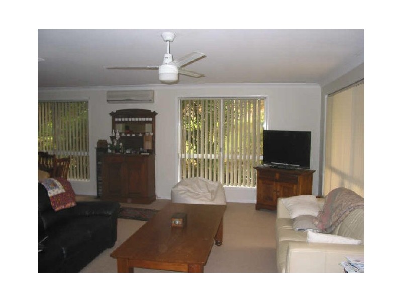 33 Cerreto Circuit, Wollongbar NSW 2477