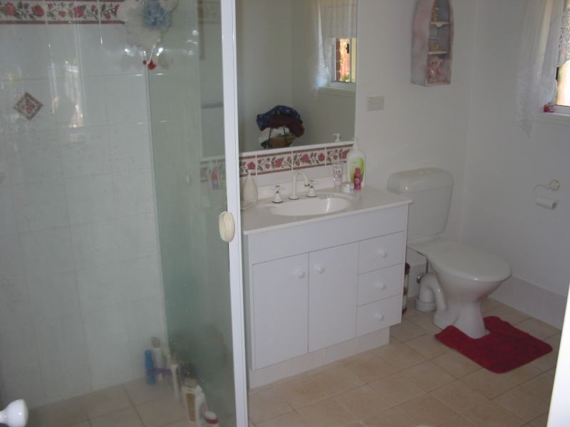 1 Hellyar Drive, Wollongbar NSW 2477