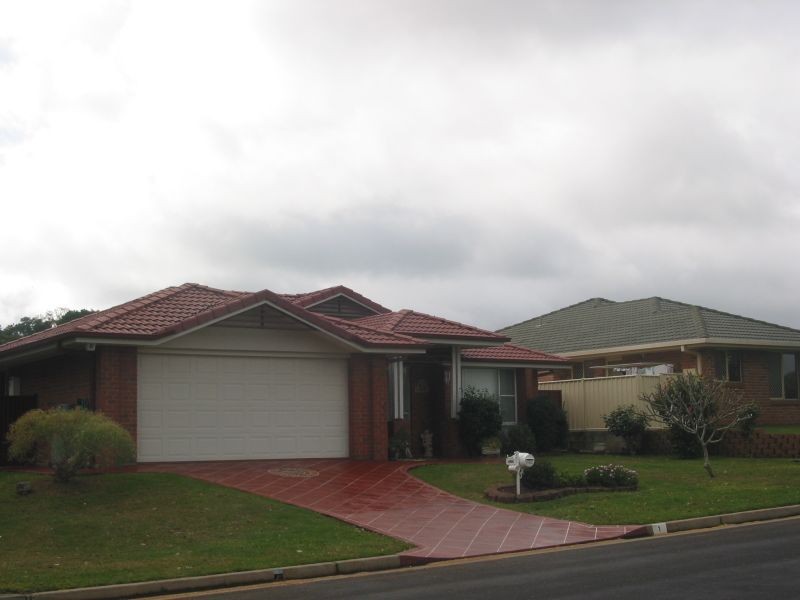 1 Hellyar Drive, Wollongbar NSW 2477