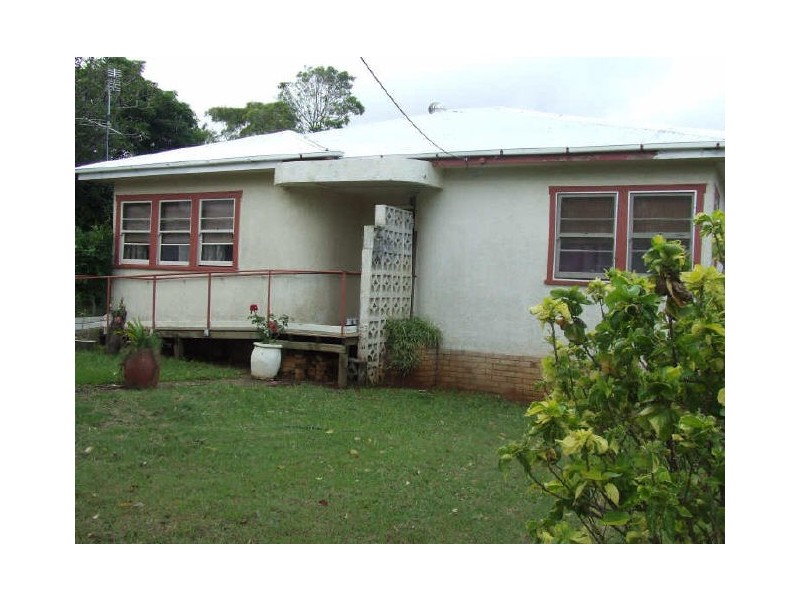 8 Commercial Road, Alstonville NSW 2477