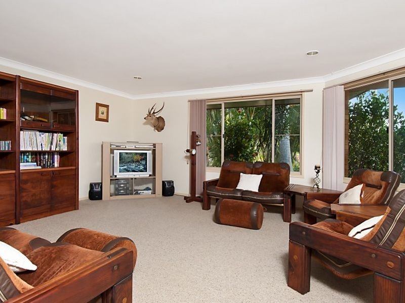 27 Valley Drive, Alstonville NSW 2477