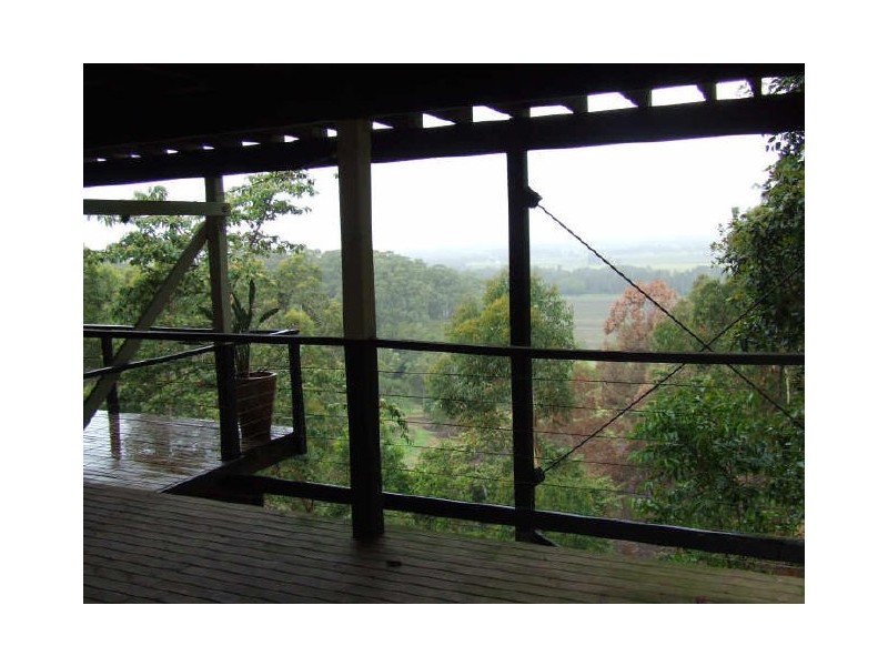 18 Towalbyn Place, Uralba NSW 2477