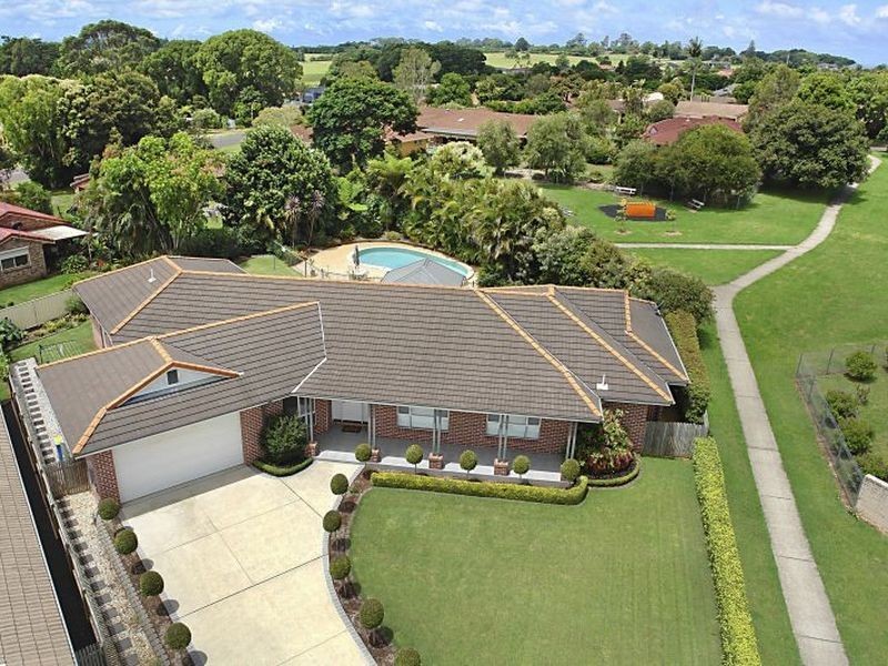 8 Alabaster Place, Alstonville NSW 2477