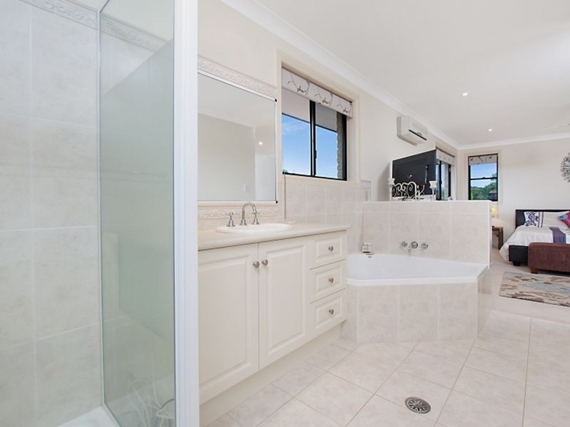 9 Cockatoo Crescent, Goonellabah NSW 2480