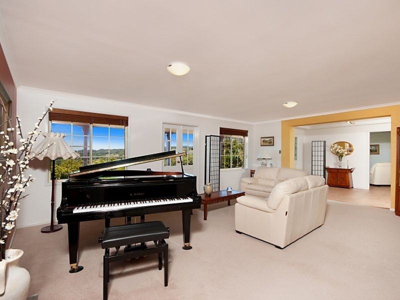 40. Whispering Valley Drive, Richmond Hill NSW 2480