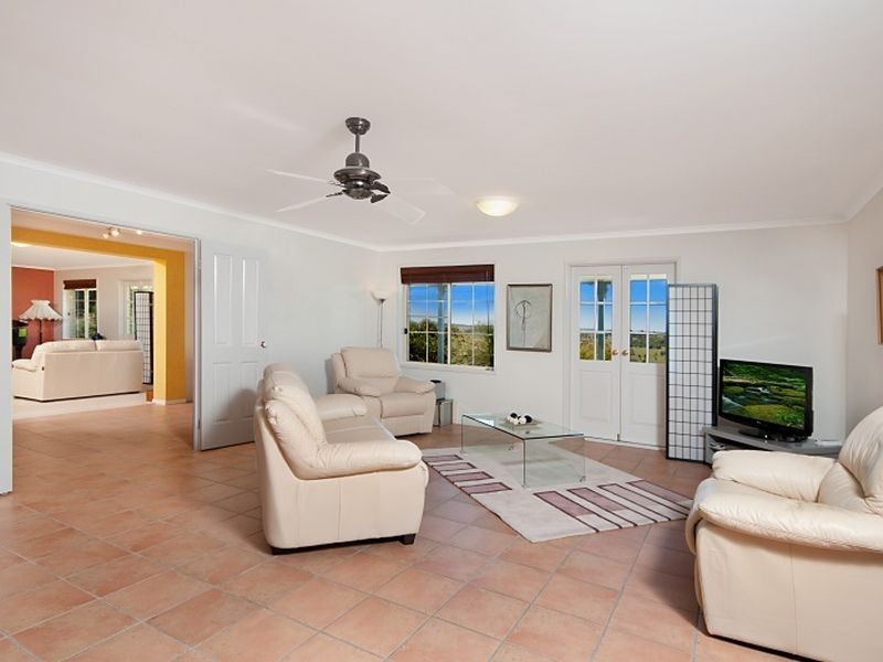 40. Whispering Valley Drive, Richmond Hill NSW 2480