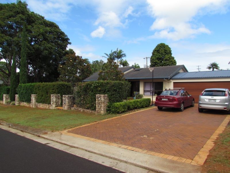 1 Robindale Drive, Wollongbar NSW 2477