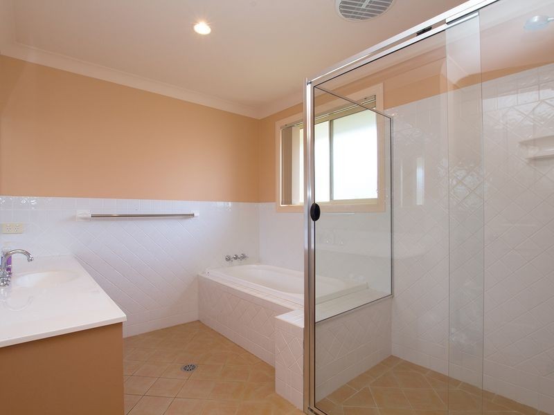 10 Hellyar Drive, Wollongbar NSW 2477