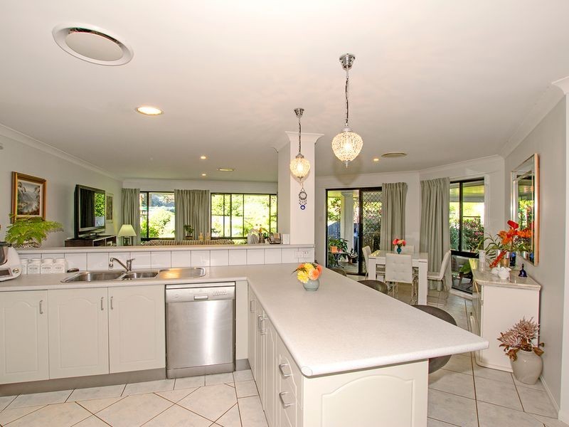 8 Kings Park Court, Wollongbar NSW 2477