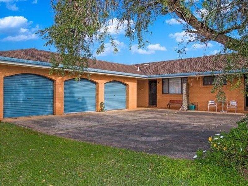 2/20 Rifle Range Road, Wollongbar NSW 2477