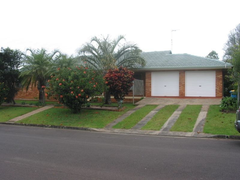 1 Campbell Avenue, Wollongbar NSW 2477
