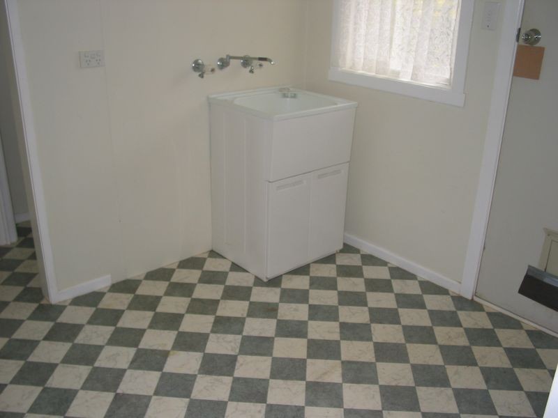 1 Campbell Avenue, Wollongbar NSW 2477