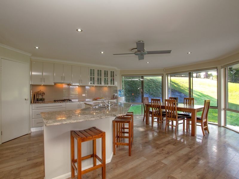48 Whispering Valley Drive, Richmond Hill NSW 2480