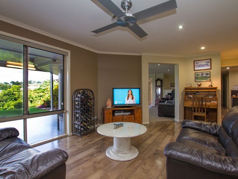 48 Whispering Valley Drive, Richmond Hill NSW 2480