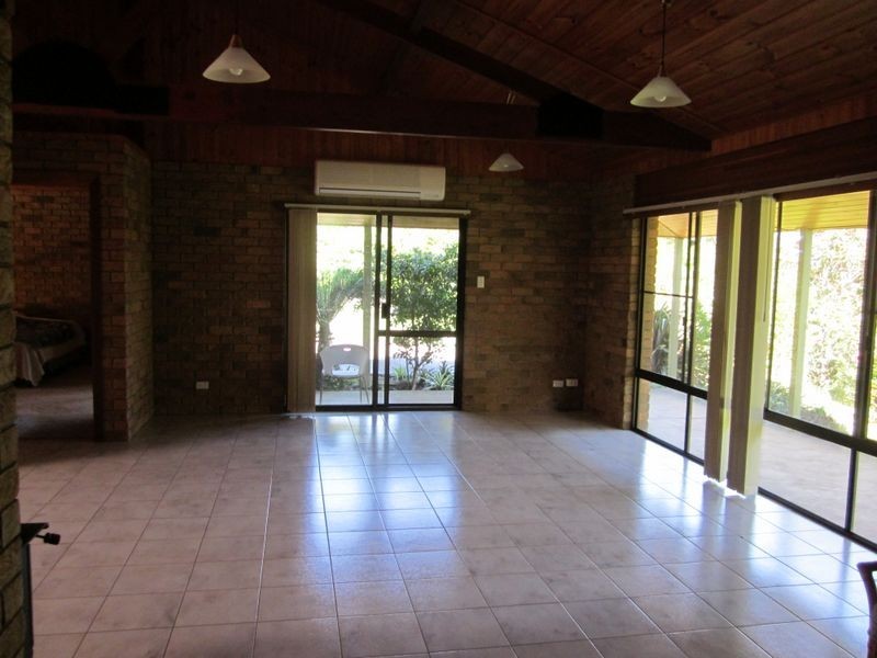 Marom Creek Road, Meerschaum Vale NSW 2477