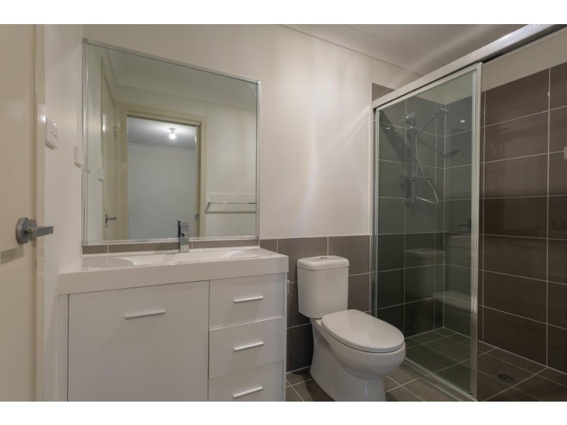 4 Meander Drive, Calderwood NSW 2527