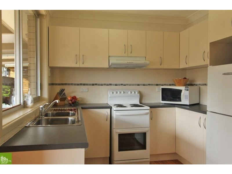 42 Nehme Avenue, Albion Park Rail NSW 2527