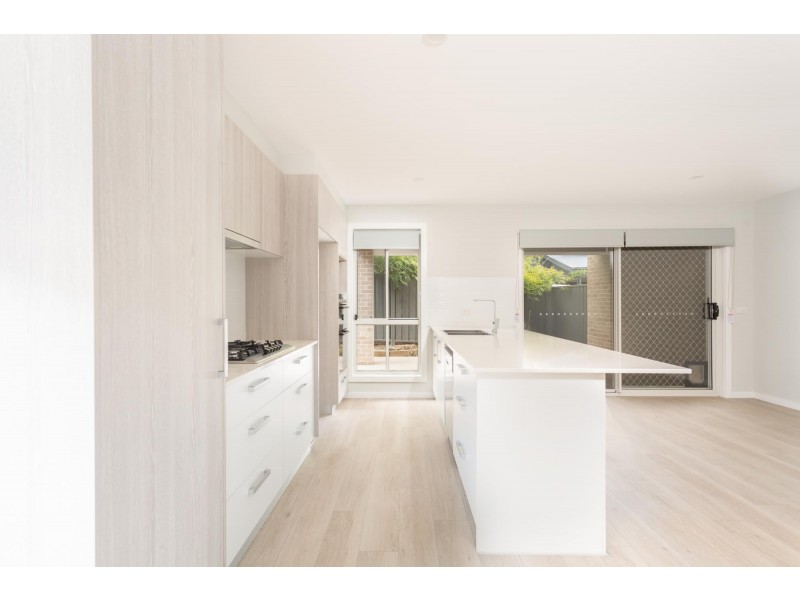 6a Headwater Place, Albion Park NSW 2527