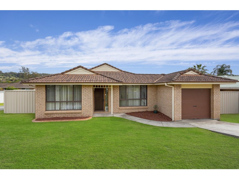 13 Burdekin Drive, Albion Park NSW 2527