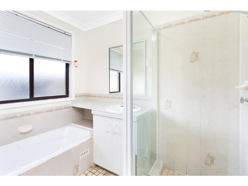 13 Burdekin Drive, Albion Park NSW 2527