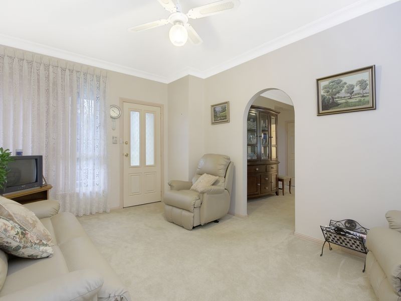 1/72-74 Daintree Drive, Albion Park NSW 2527