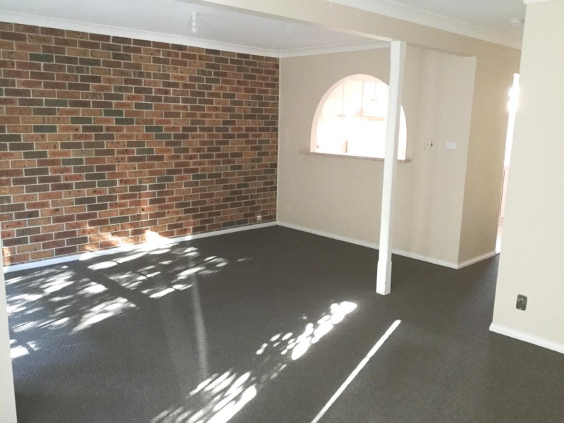 2/44 Bateman Avenue, Albion Park Rail NSW 2527