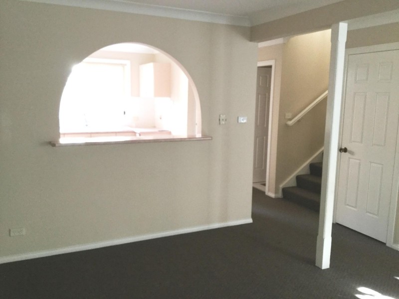 2/44 Bateman Avenue, Albion Park Rail NSW 2527