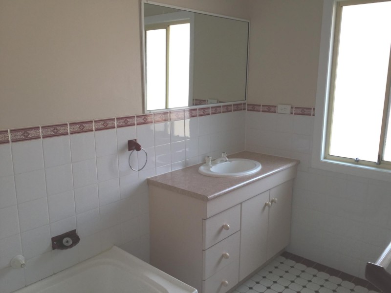 2/44 Bateman Avenue, Albion Park Rail NSW 2527