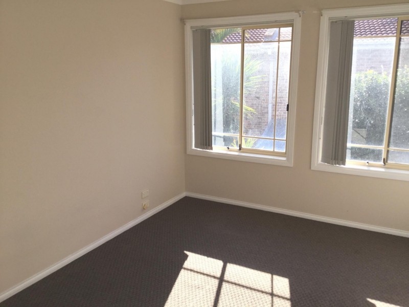 2/44 Bateman Avenue, Albion Park Rail NSW 2527