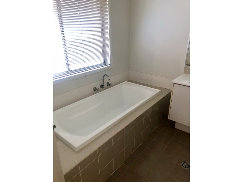 55 Munmorah Circuit, Flinders NSW 2529