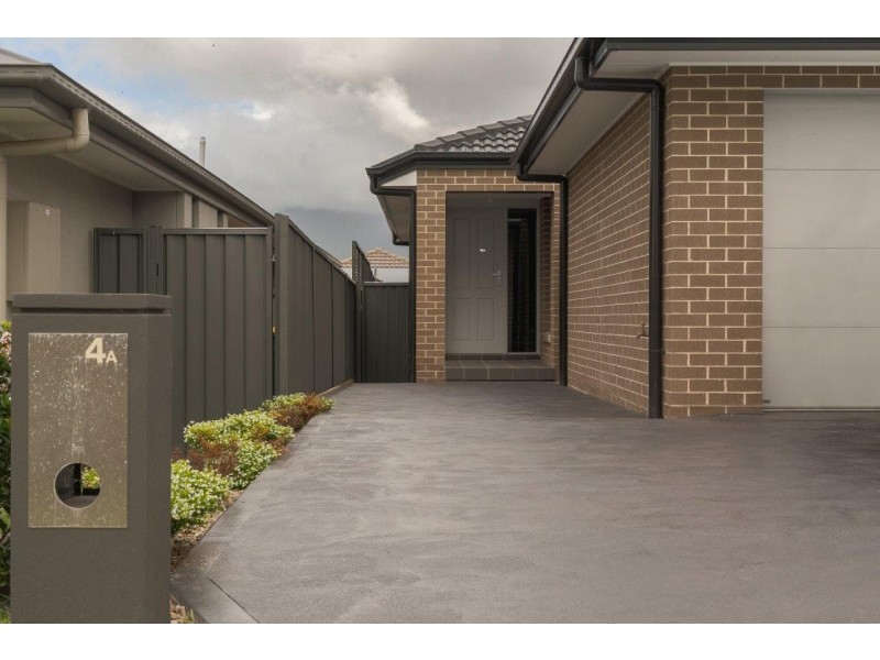 4a Meander Drive, Calderwood NSW 2527