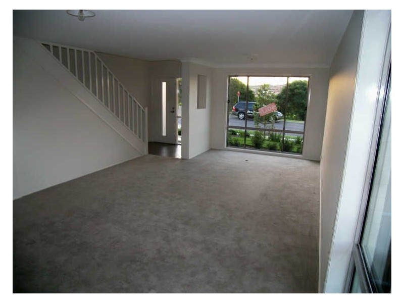 35 Munmorah Circuit, Flinders NSW 2529