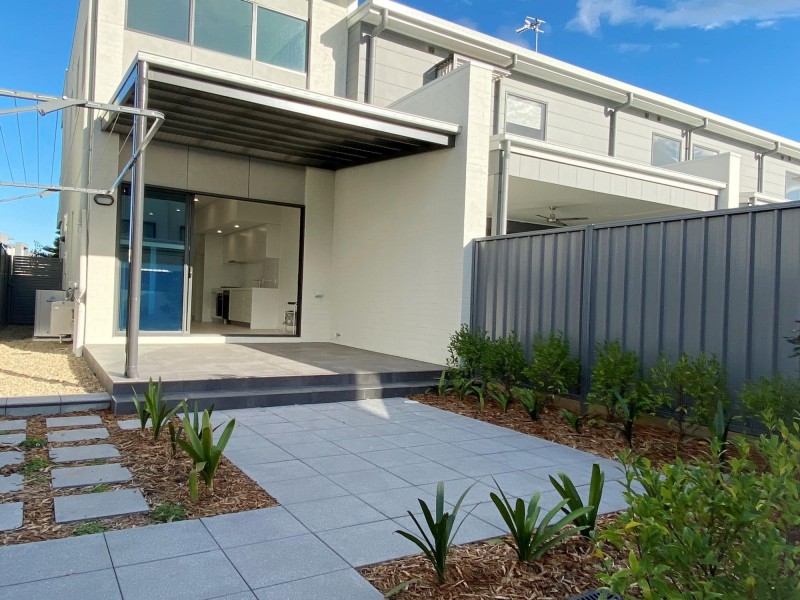 81 Harbour Boulevarde, Shell Cove NSW 2529