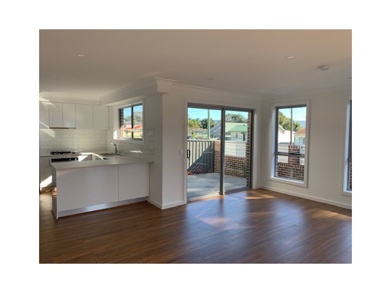 1/89 Parkes Street, Oak Flats NSW 2529
