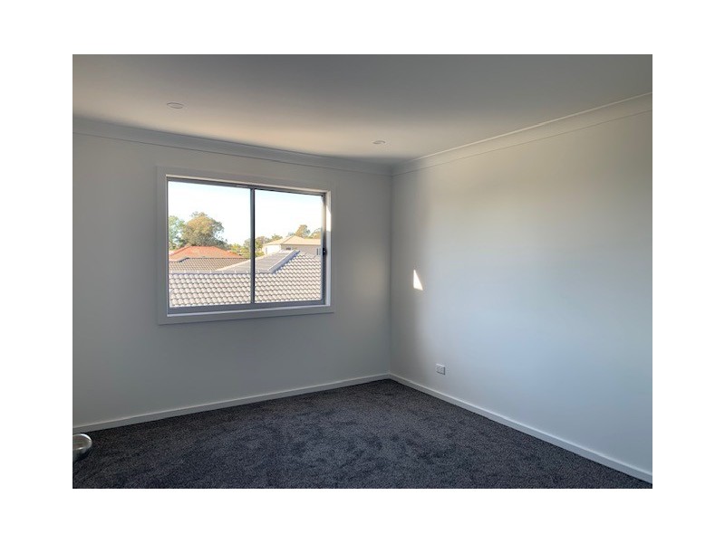1/89 Parkes Street, Oak Flats NSW 2529