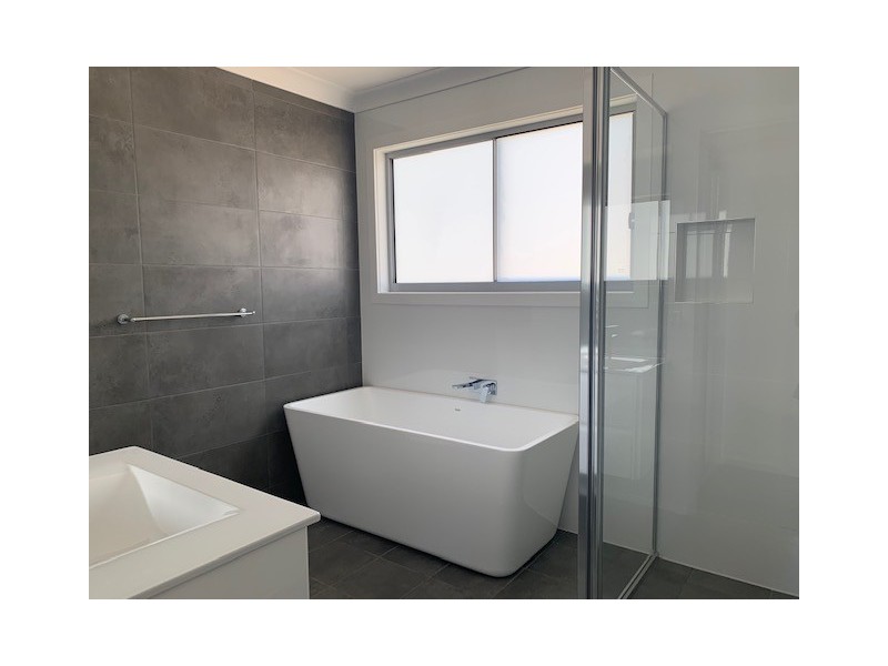 1/89 Parkes Street, Oak Flats NSW 2529