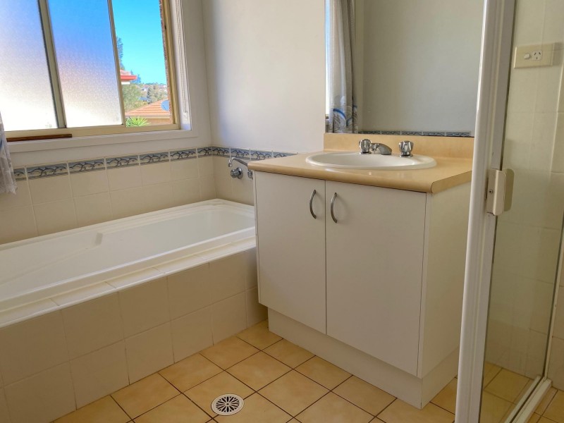 6 Adam Murray Way, Flinders NSW 2529