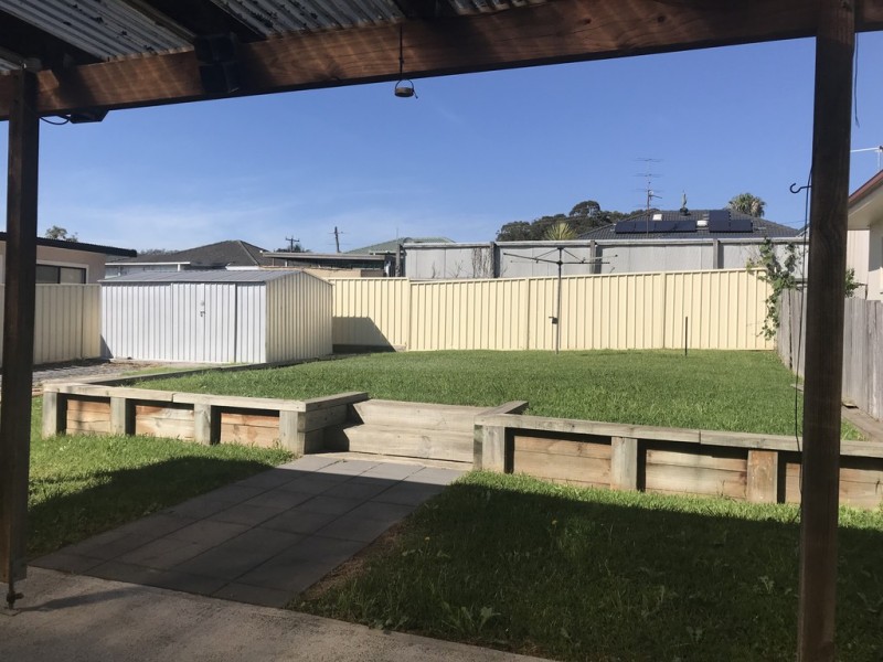 240 Princes Highway, Albion Park Rail NSW 2527