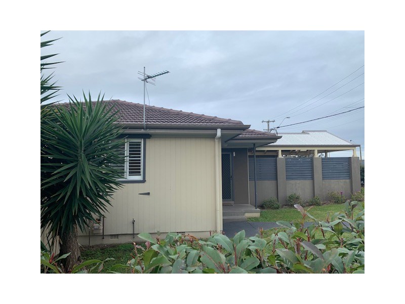 91 Queen Street, Lake Illawarra NSW 2528