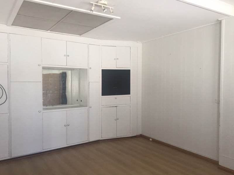 8b Terry Avenue, Warilla NSW 2528