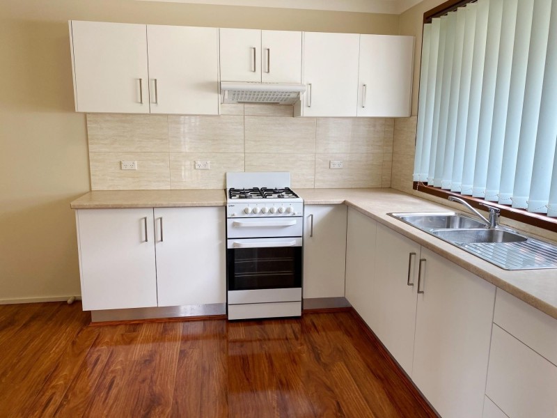 15 Tallowood St, Albion Park NSW 2527