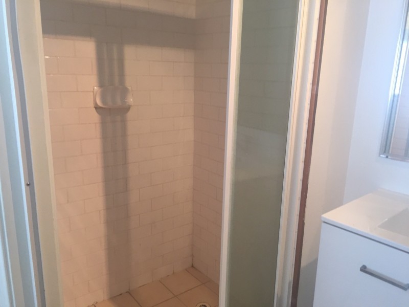 8b Terry Avenue, Warilla NSW 2528