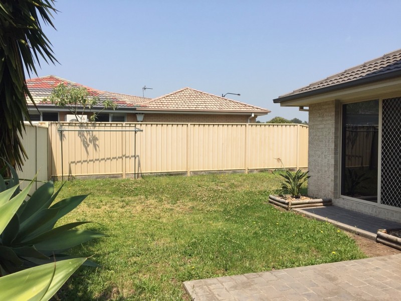 7 Burrinjuck Avenue, Flinders NSW 2529