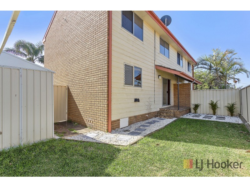 2/62-64 Peterborough Ave, Lake Illawarra NSW 2528