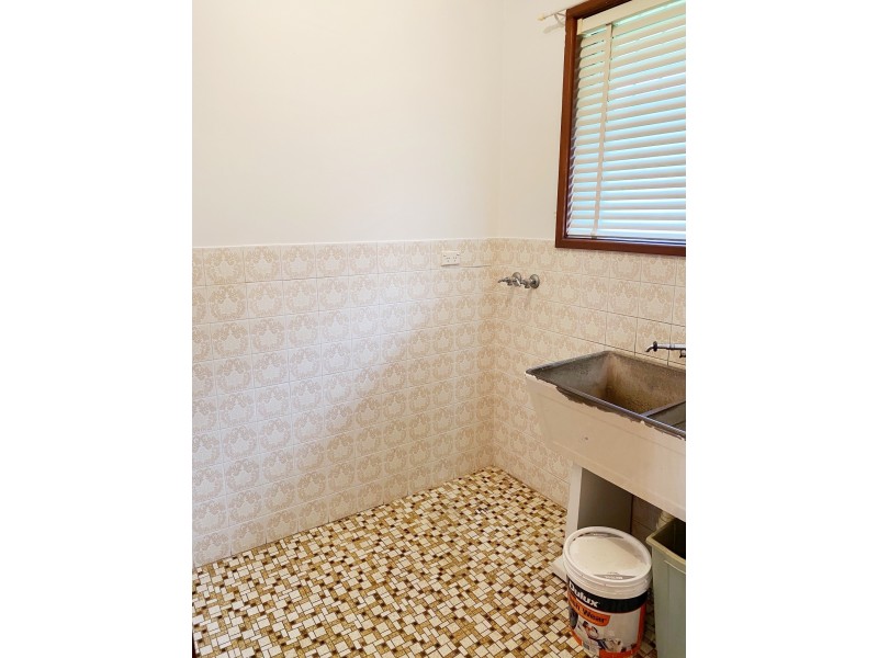 14 Jane Ave, Warrawong NSW 2502