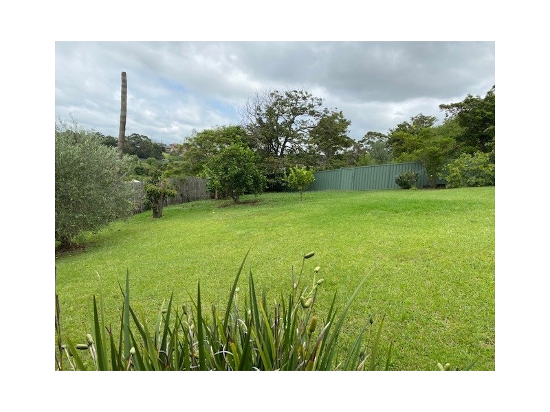 14 Jane Ave, Warrawong NSW 2502