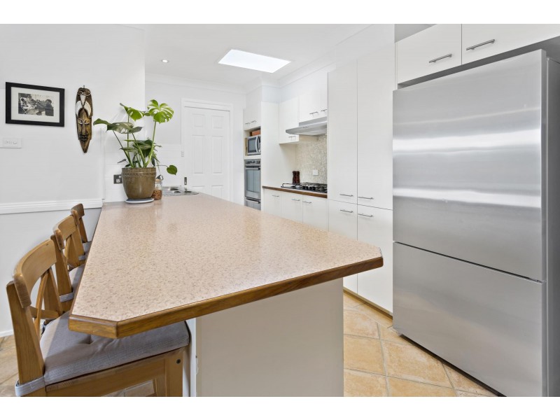 6 Hawkesbury Place, Albion Park NSW 2527